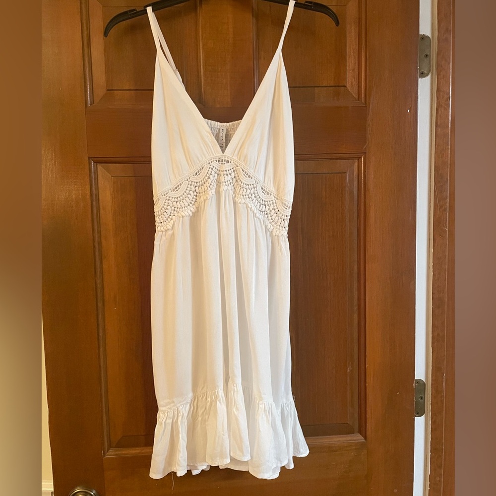 Raviya White Minidress Size Medium